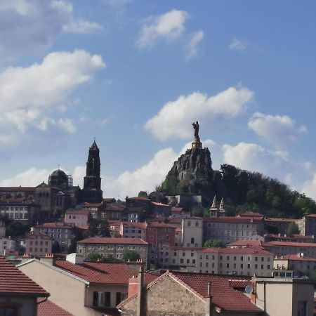 Velay Cocon Appartement 4 Chambres Avec Vue Sur Les Monuments Le Puy-en-Velay Exterior photo