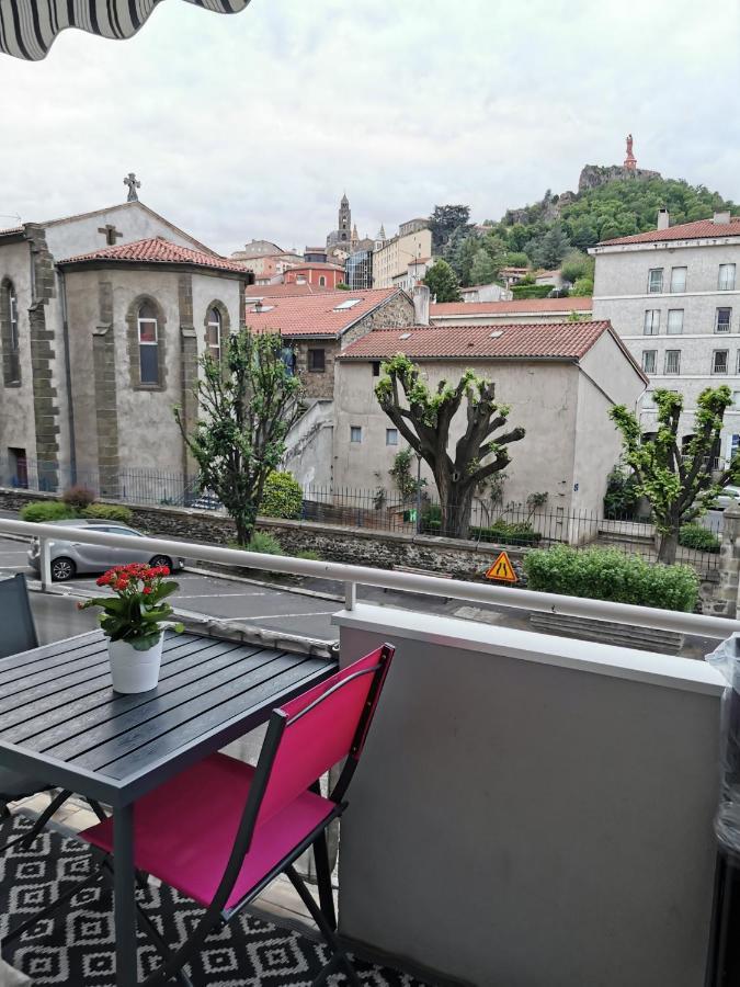 Velay Cocon Appartement 4 Chambres Avec Vue Sur Les Monuments Le Puy-en-Velay Exterior photo